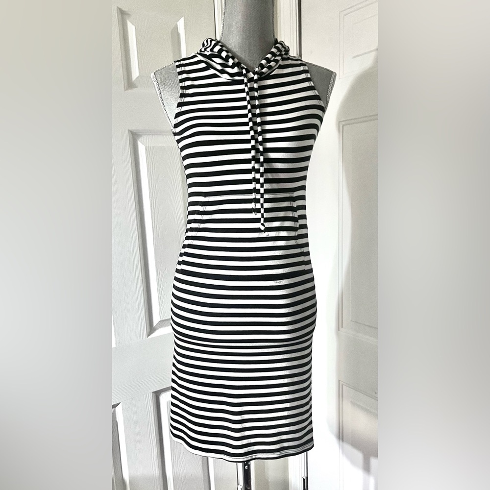 Halter dress, cotton, small, very used